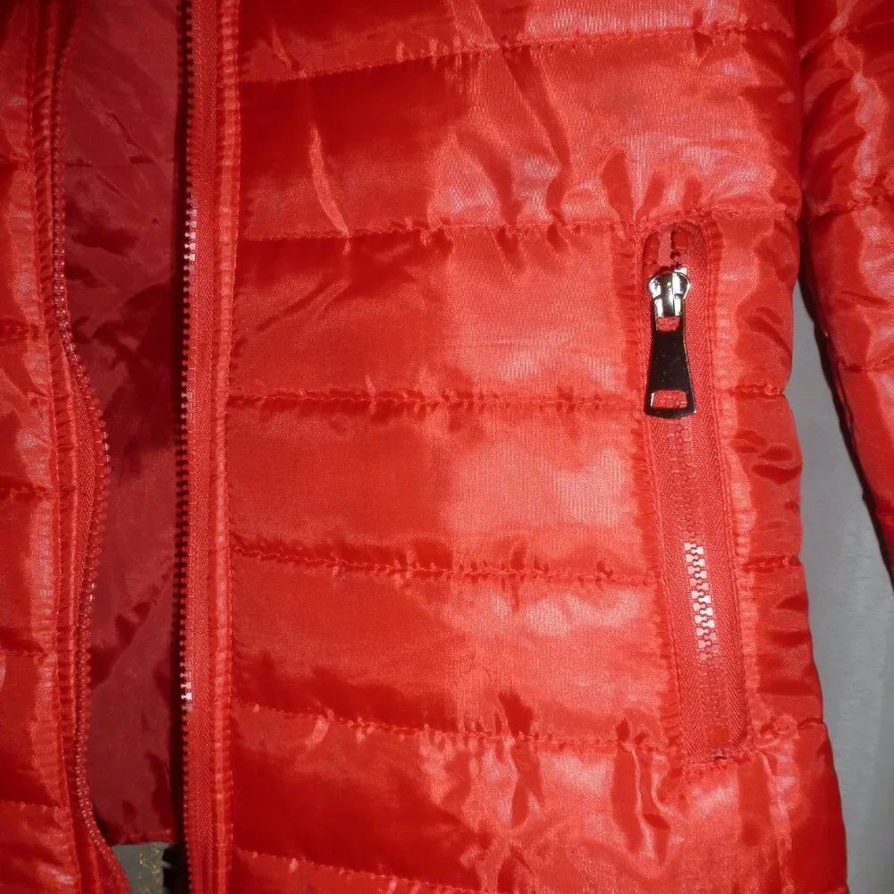 NEW! ZYFG Free Light Zippered & hooded red puffy jacket Sz L - Picture 3 of 12